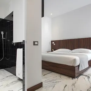 2* Gasthuis My Bed Montenapoleone